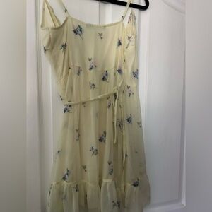 Abercrombie & Fitch Yellow Floral Wrap Dress xs